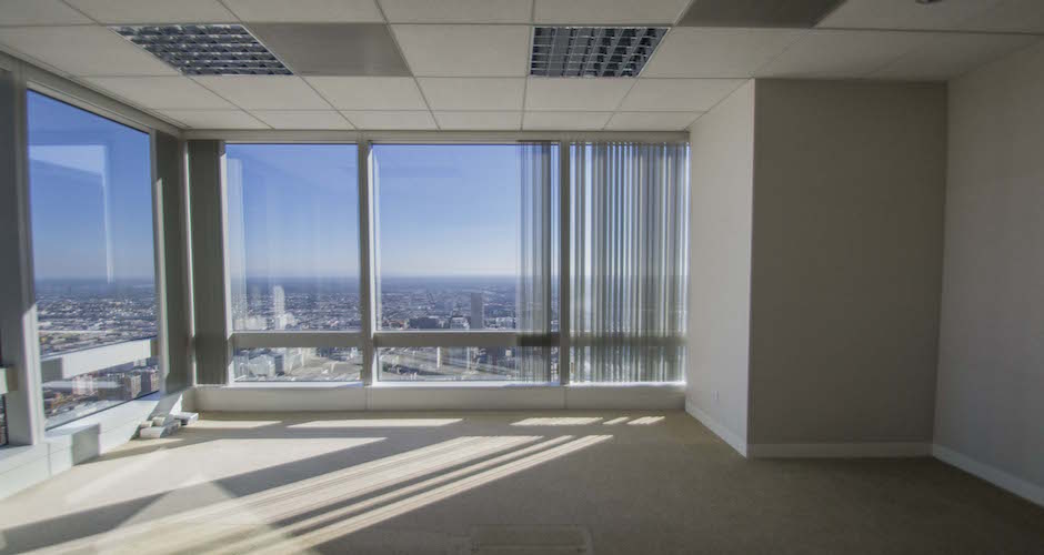 gas-company-tower-46th-floor-044