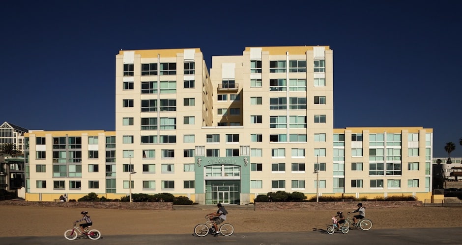 windsor-sea-rise-apartments-03