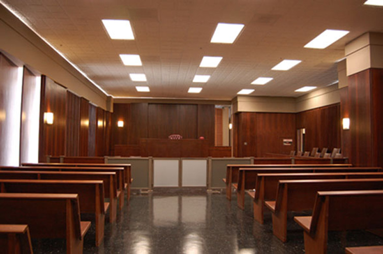 13lacs-courtroom_1