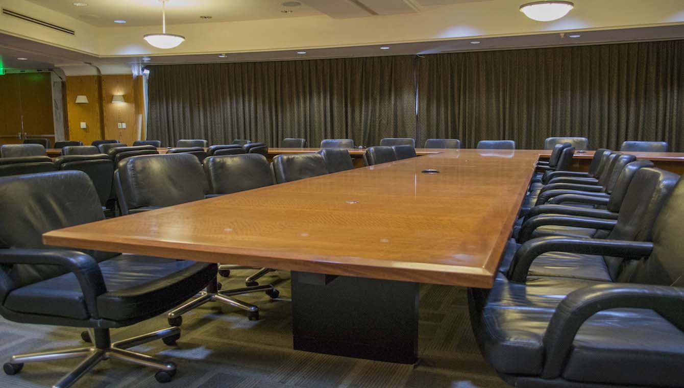 los-angeles-chamber-of-commerce-boardroom-012