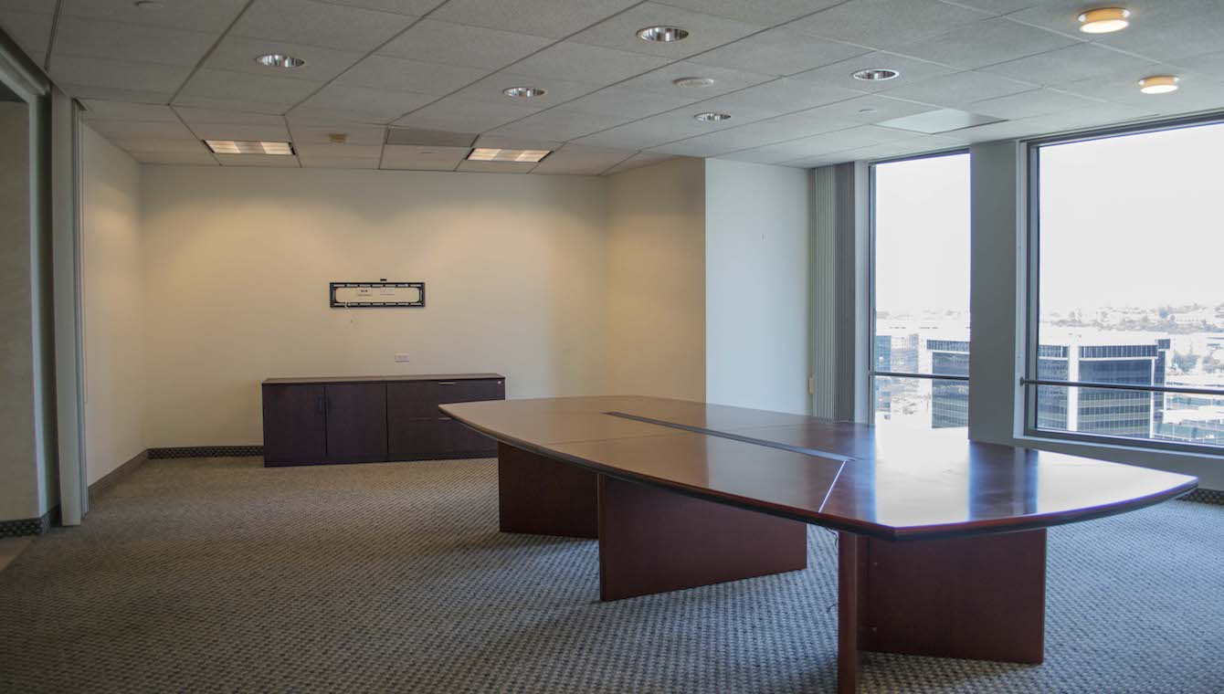 us-bank-tower-suite-1500-007