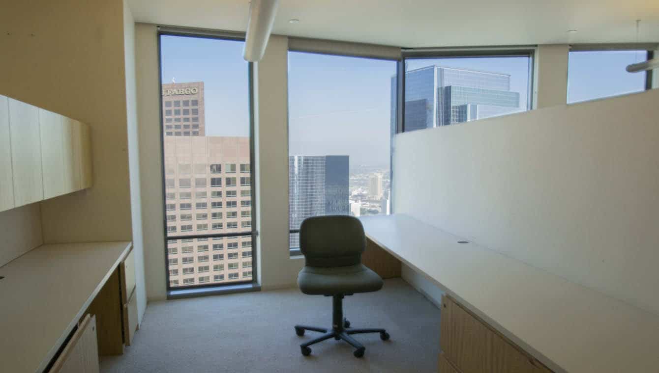us-bank-tower-suite-5020-18