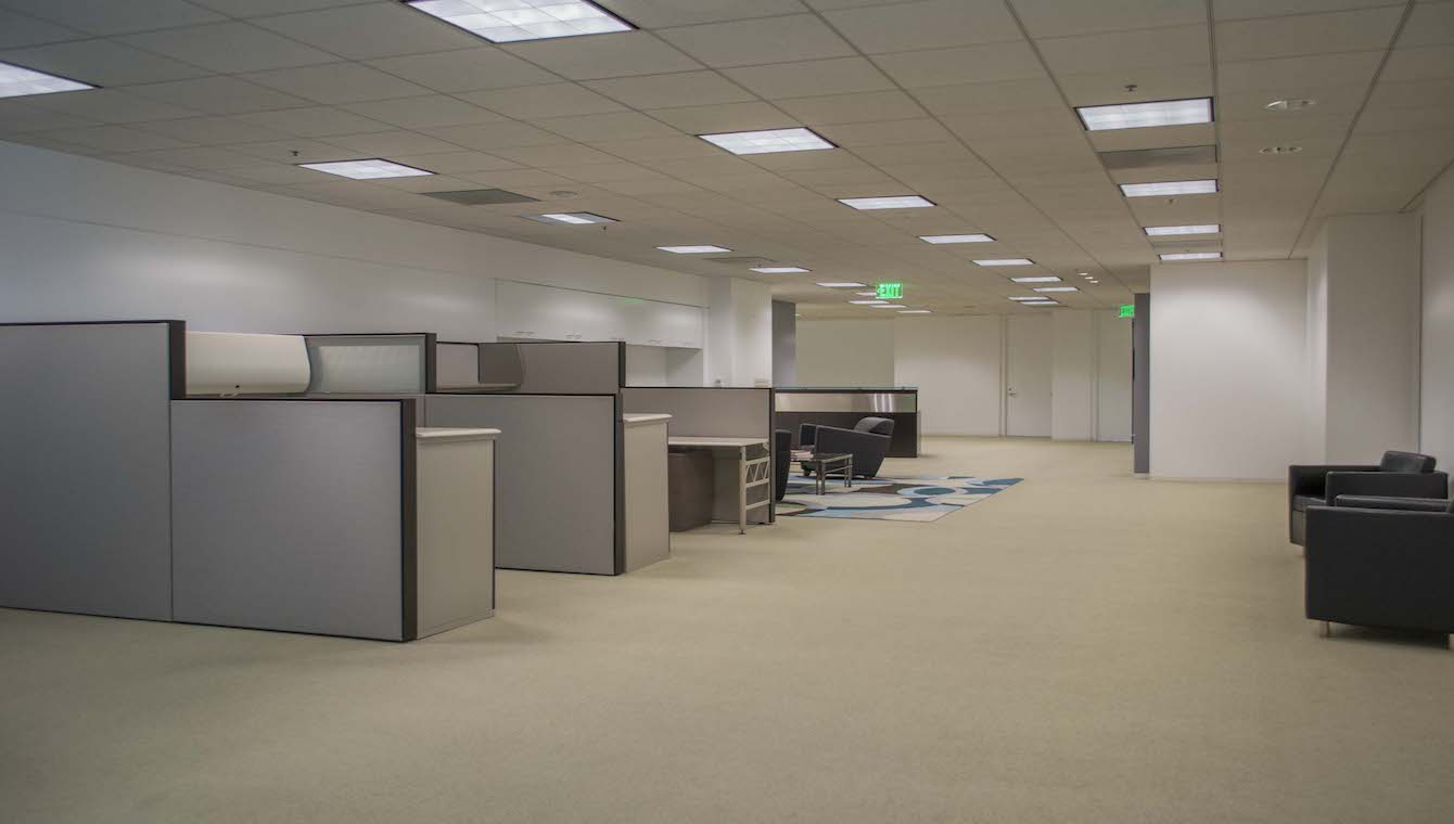 us-bank-tower-suite-830-016