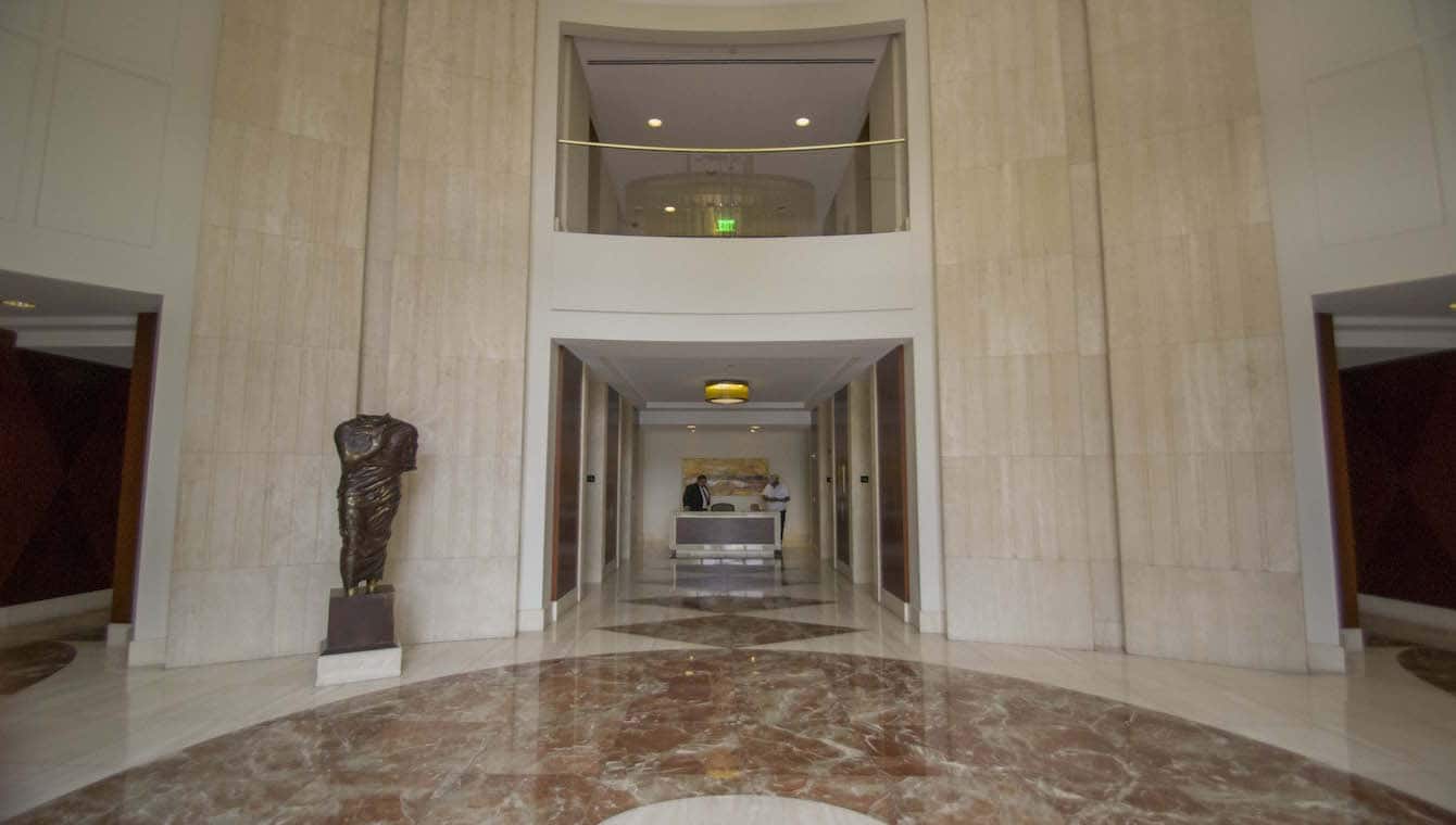 150-south-rodeo-drive-lobby-07