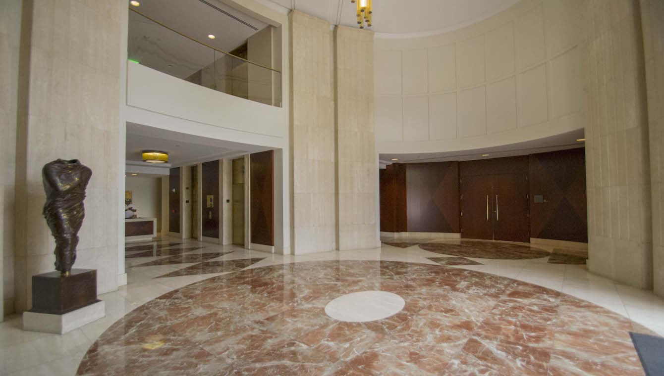 150-south-rodeo-drive-lobby-09