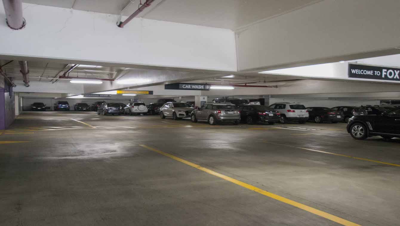 fox-plaza-parking-garage-038