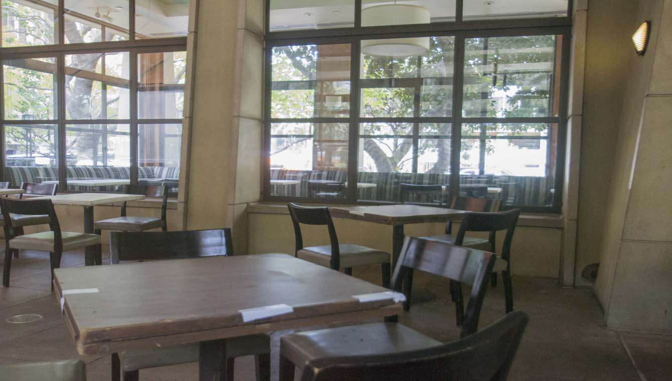vacant-restaurant-pinot-dining-area-026