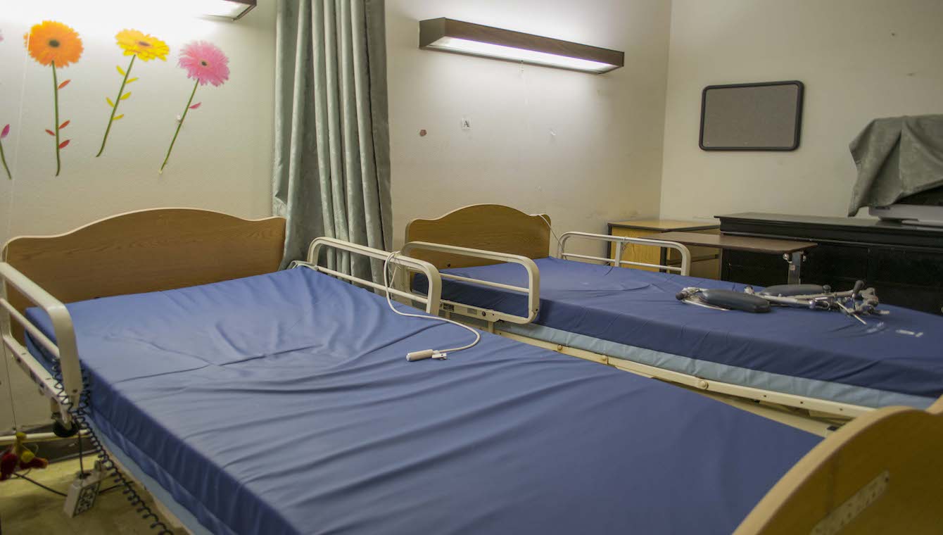eisenberg-medical-center-1st-floor-patient-room-05