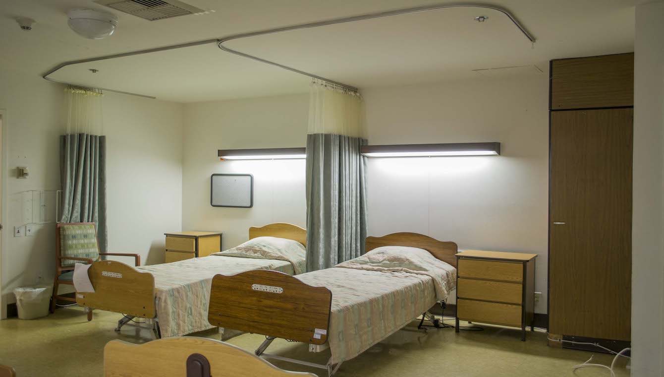 eisenberg-medical-center-2nd-floor-patient-rooms-09