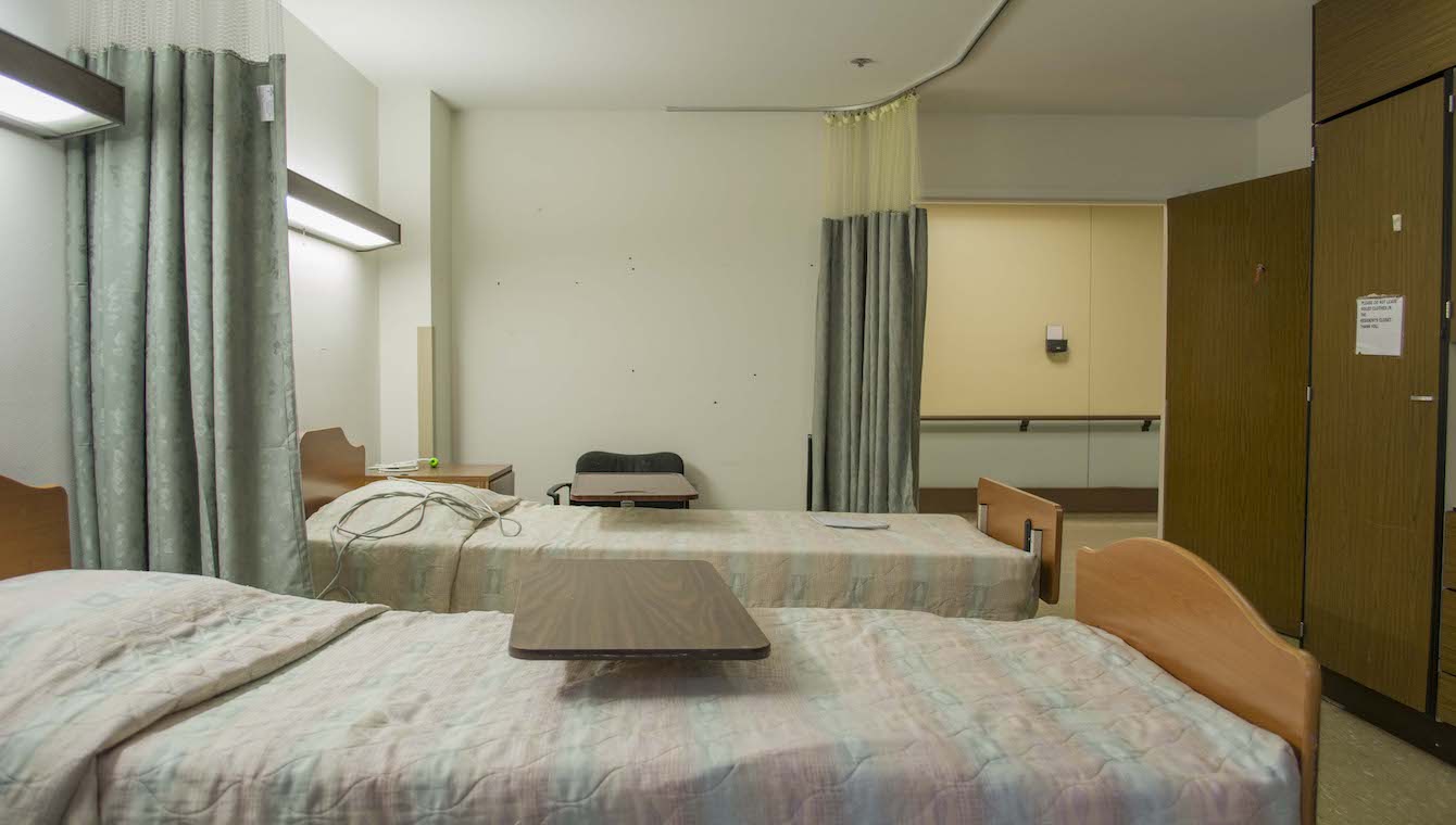 eisenberg-medical-center-2nd-floor-patient-rooms-15