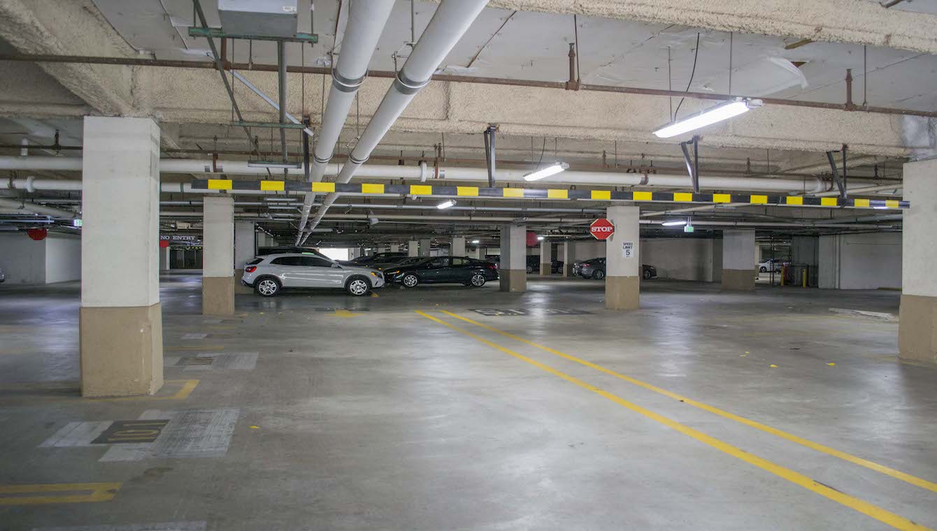 the-park-calabasas-main-building-tenant-parking-002