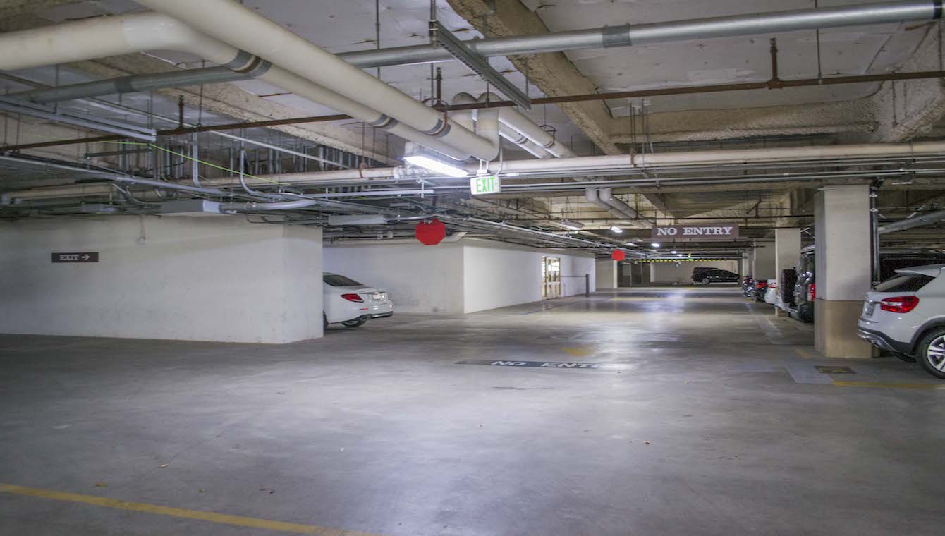 the-park-calabasas-main-building-tenant-parking-003